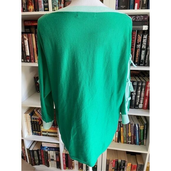 Lilly Pulitzer Emerald Green Crew Neck Sweater - Picture 4 of 7